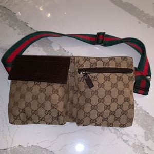 GUCCI FANNY PACK!!!! Brown cloth leather details